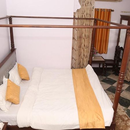 Hotel Rang Sagar Haveli Udajpur Zewnętrze zdjęcie